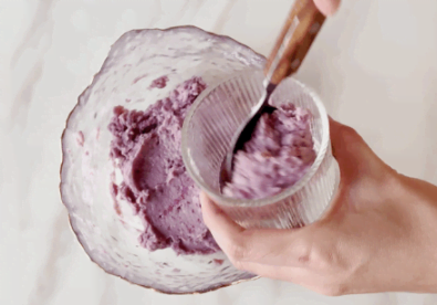 喜歡芋泥喜歡奶茶的看過來,不能錯(cuò)過的芋泥焦糖奶茶和芋泥蛋糕卷